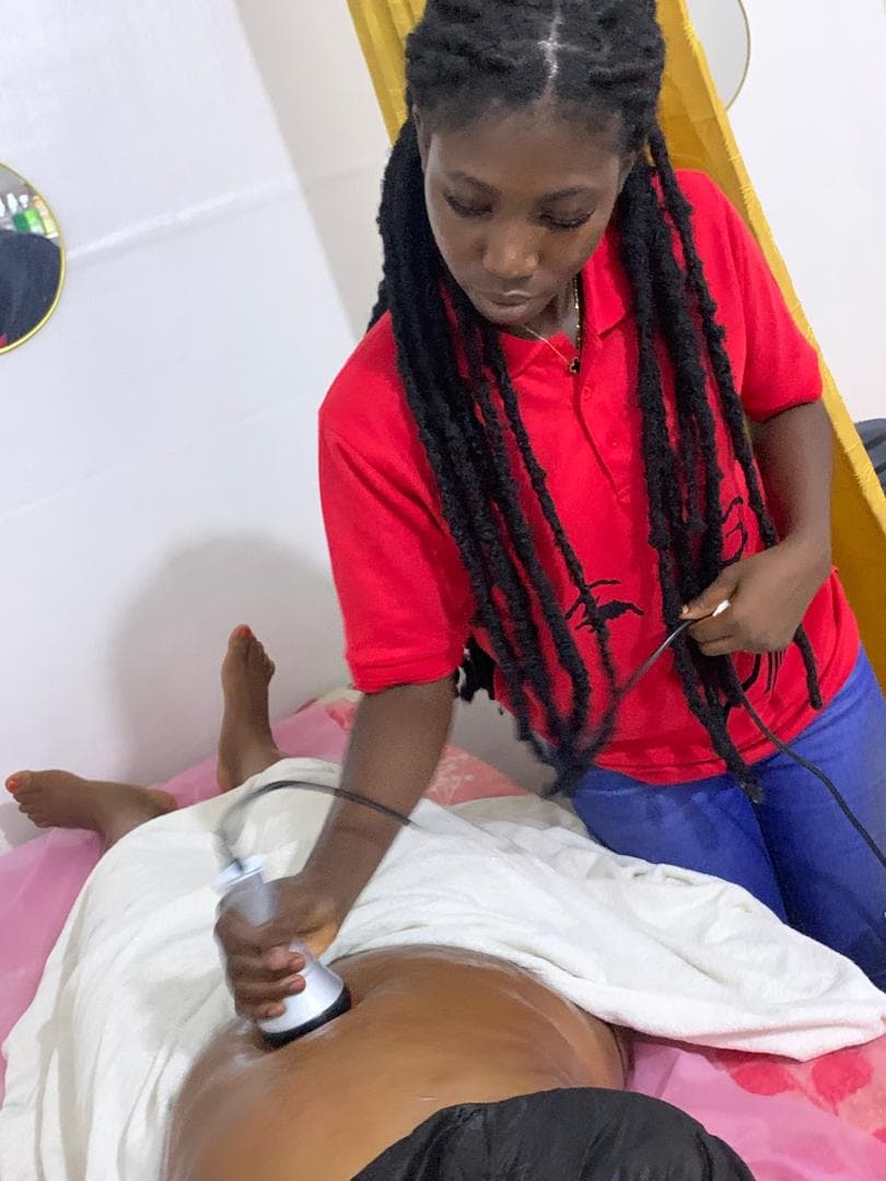 Team photo with instructors and trainees at Glittering Spa.